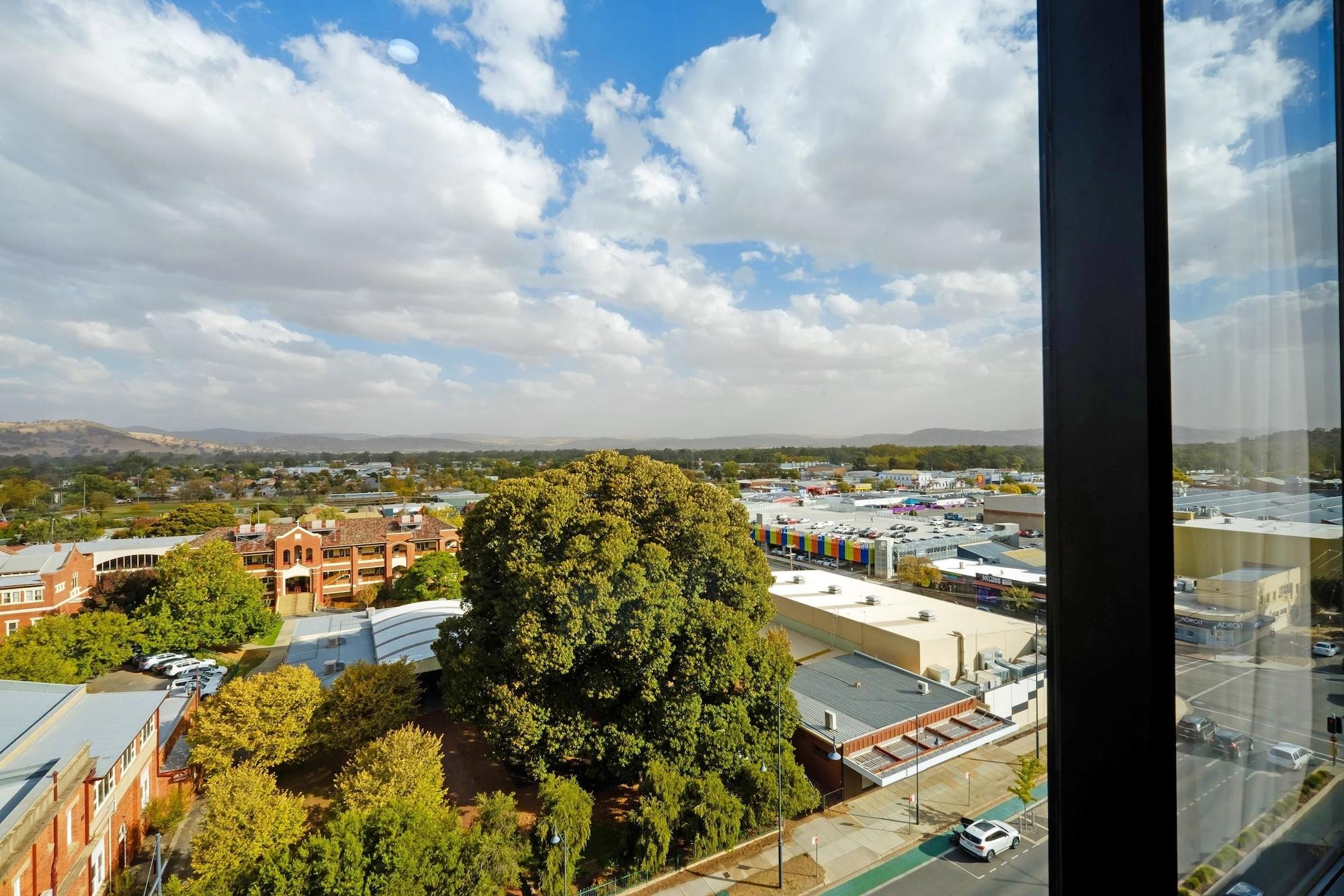 Mantra Albury Hotel Exterior photo